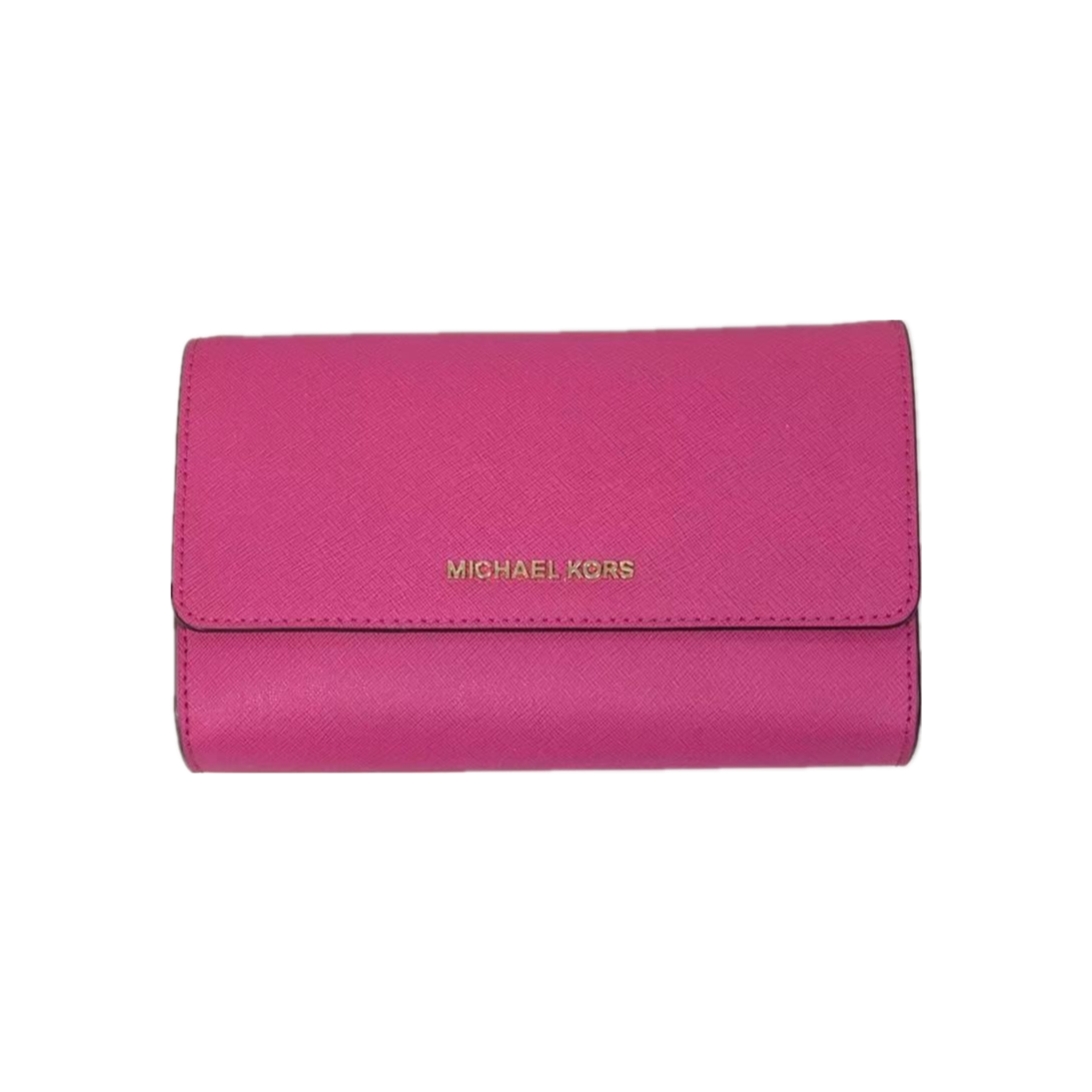 Michael Kors Jet Set Travel 35S9GTVC3L 3 In 1 Leather Wristlet Clutch Crossbody Bag In Fuschia Michael Kors Jet Set Travel 35S9GTVC3L 3 In 1 Leather Wristlet Clutch Crossbody Bag In Fuschia